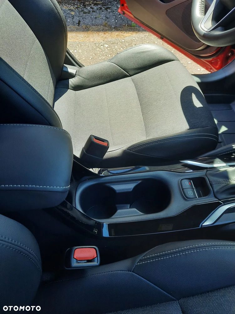 Toyota Corolla 1.8 Hybrid Active - 16