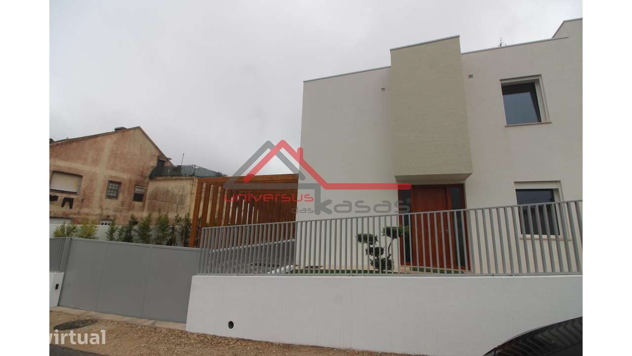 Moradia Geminada T3 em Sesimbra - Grande imagem: 2/33