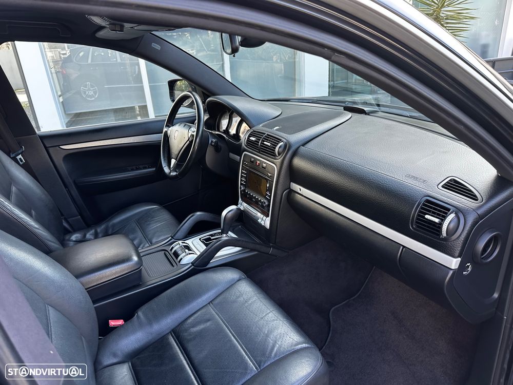 Porsche Cayenne Tiptronic - 17