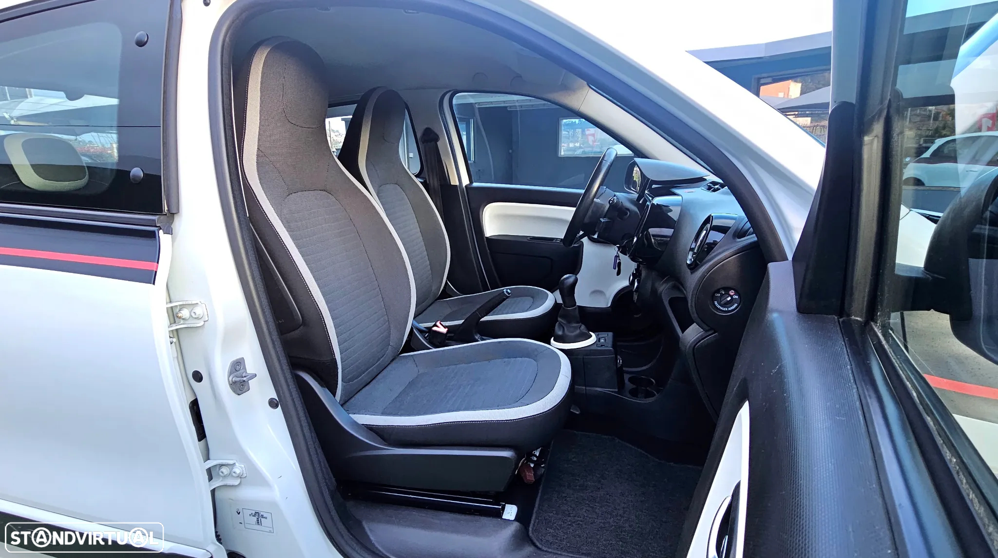Renault Twingo 1.0 SCe Dynamique - 16