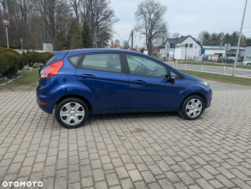 Ford Fiesta - 20