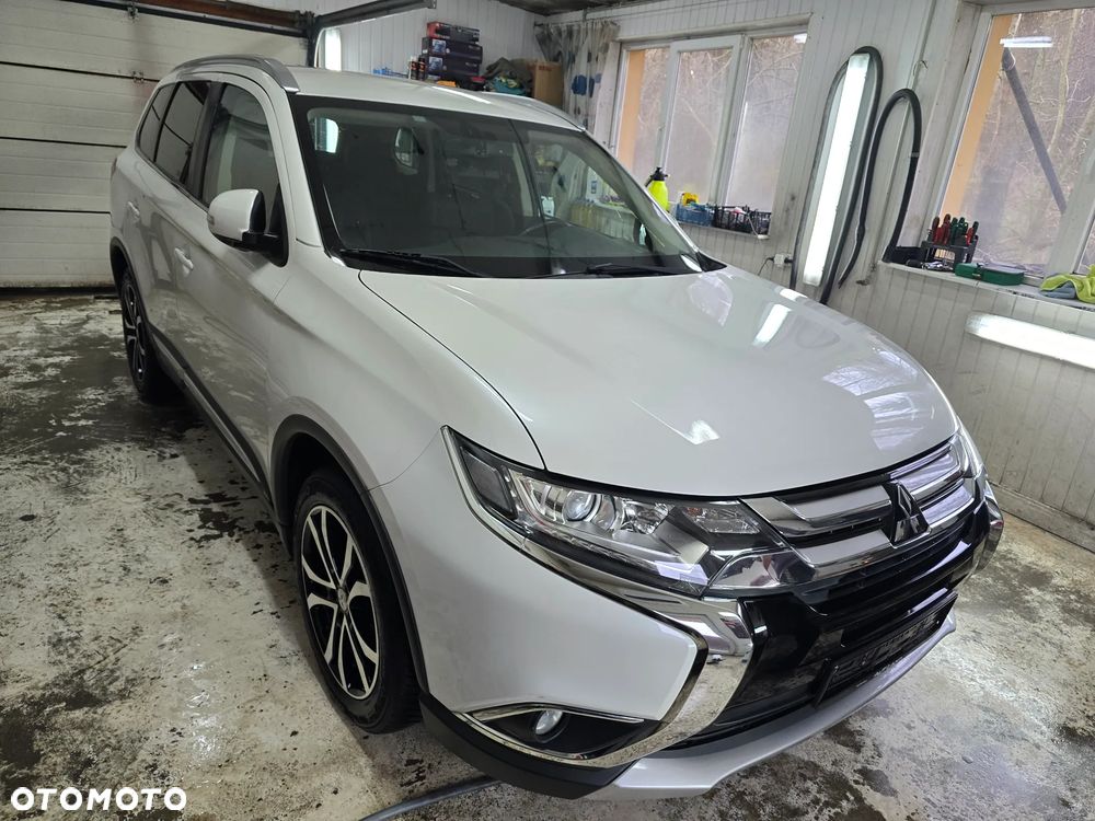 Mitsubishi Outlander 2.0 2WD Edition - 1