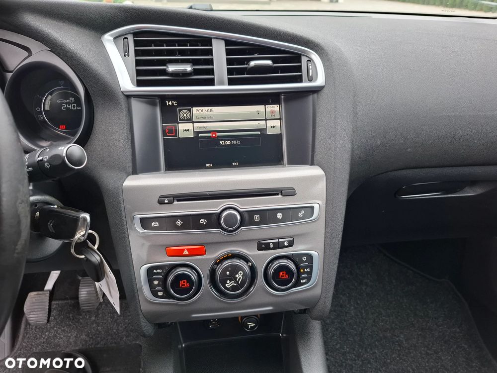 Citroën C4 BlueHDi 100 Business Class - 25