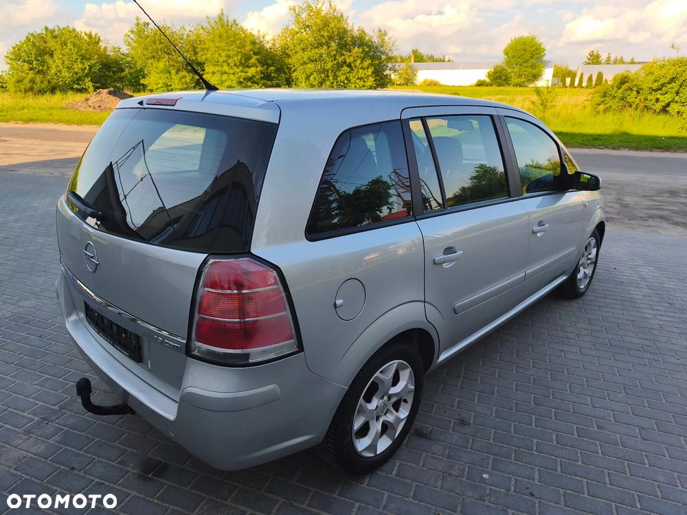 Opel Zafira 1.9 CDTI Enjoy - 20