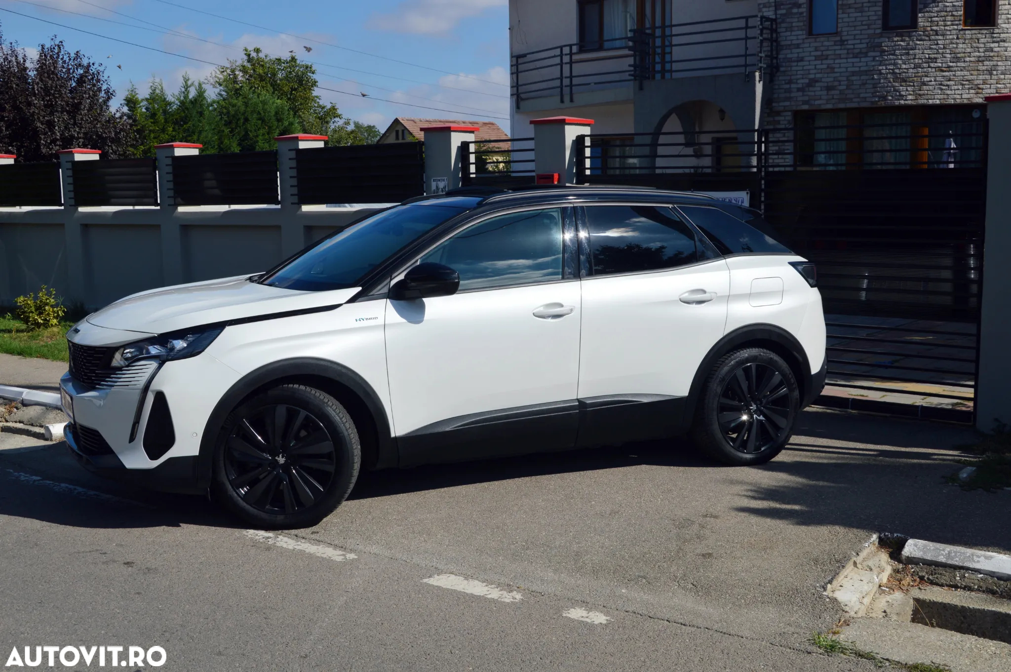 Peugeot 3008 Plug-In Hybrid 225 e-EAT8 GT - 33