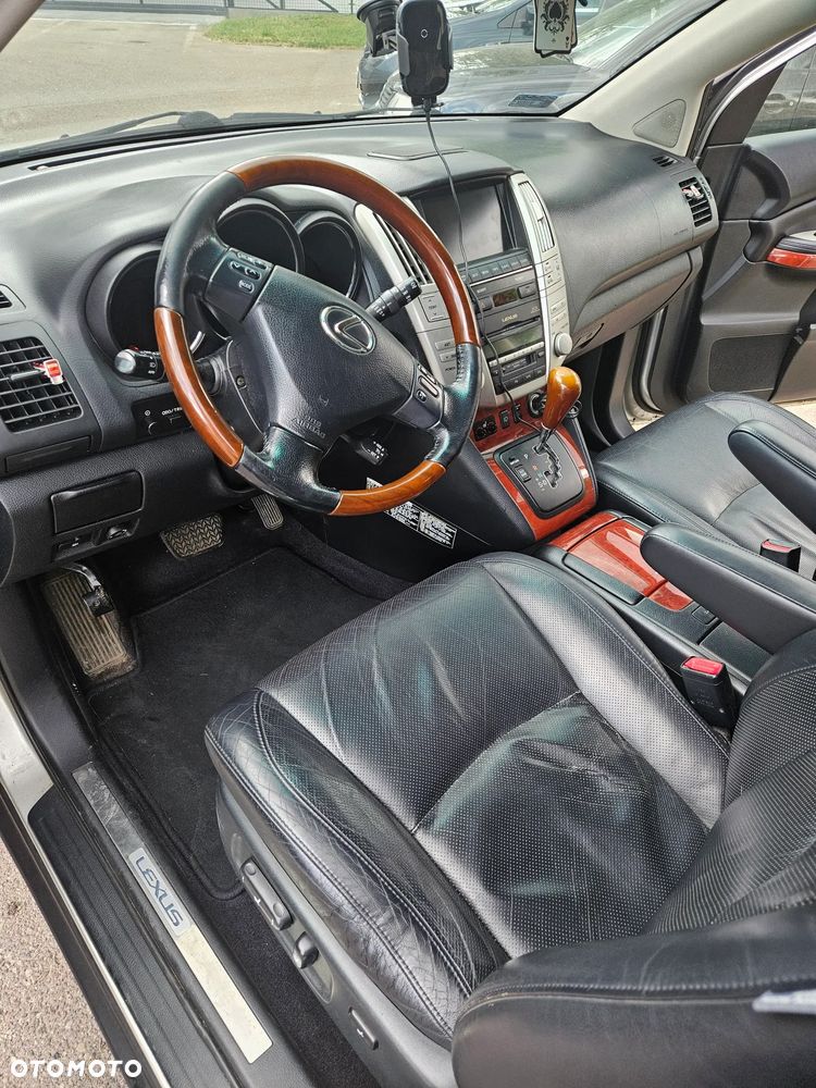 Lexus RX - 11