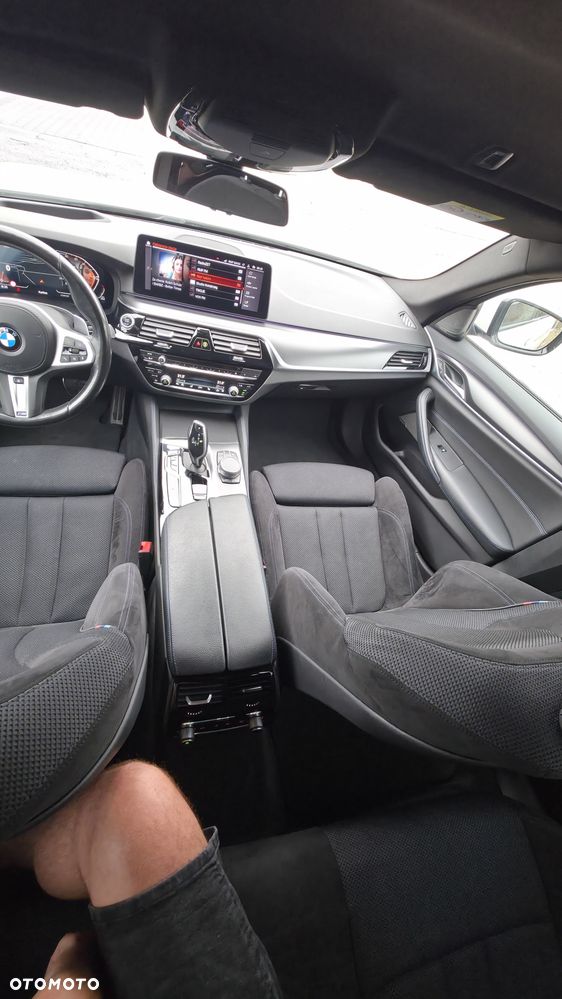 BMW Seria 5 520d xDrive mHEV M Sport sport - 15