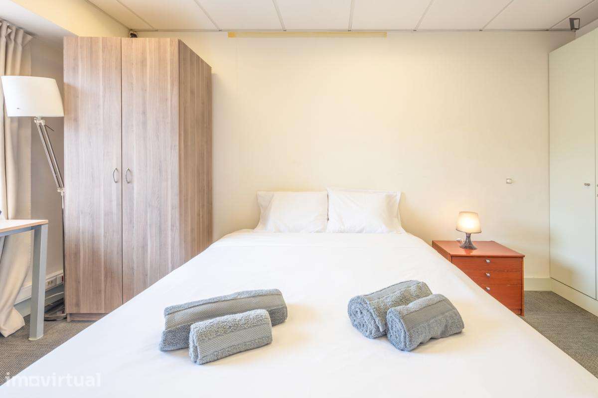 Quarto - localizado em Lisbon - Grande imagem: 4/26