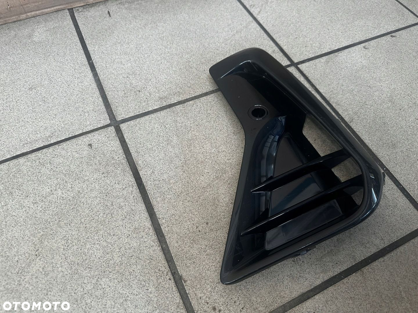 BMW iX3 G08 KRATKA ZDERZAKA LEWY PRZÓD 51118081923 20- - 4