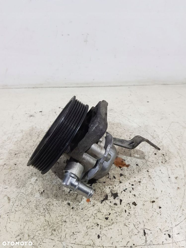 pompa wspomagania bmw serii 5 e39 2.0 b m52b20tu - 3