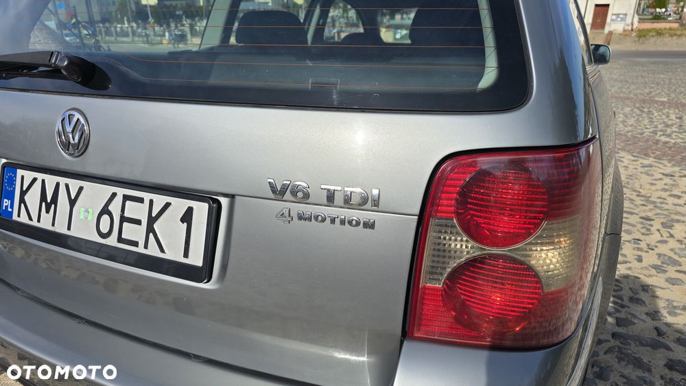 Volkswagen Passat 2.5 TDI Highline Tiptr - 9