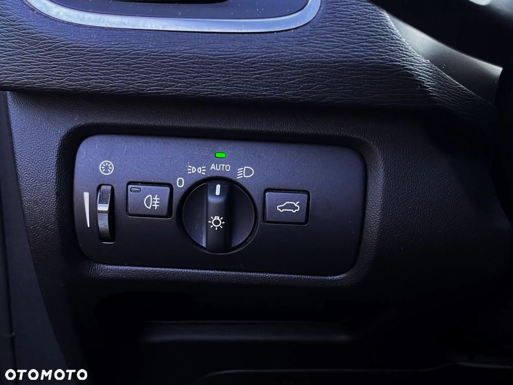 Volvo V40 D2 RDesign - 37