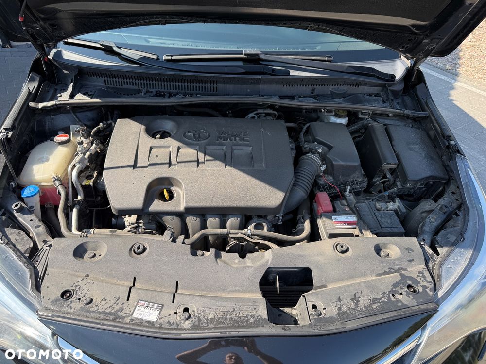 Toyota Avensis 2.0 Prestige MS - 10