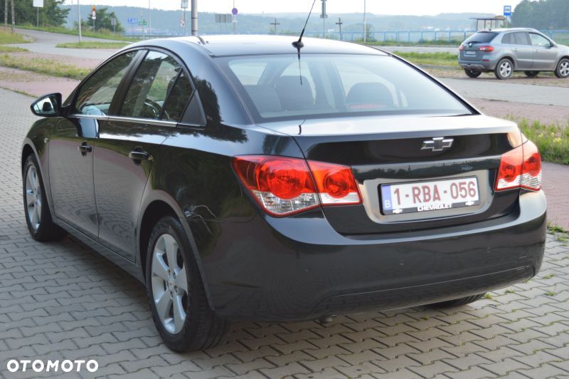 Chevrolet Cruze - 9