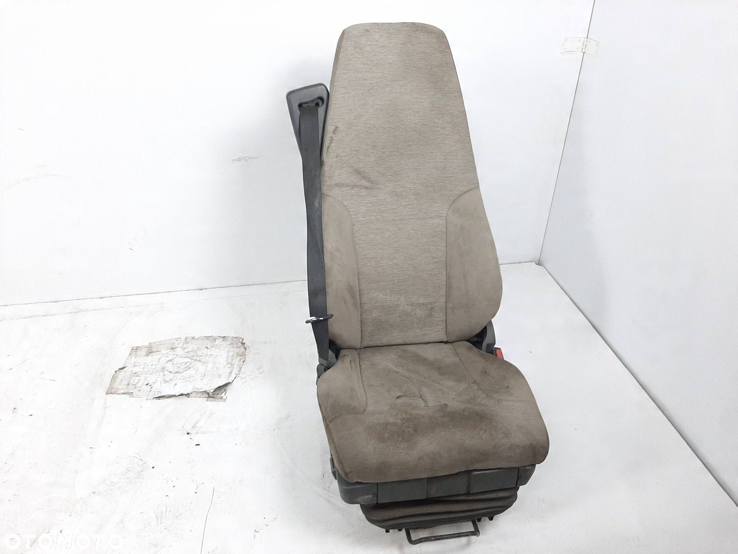 RENAULT PREMIUM EURO4 10800CM3 07R FOTEL PNEUMATYCZNY PRAWY PASAZERA - 1