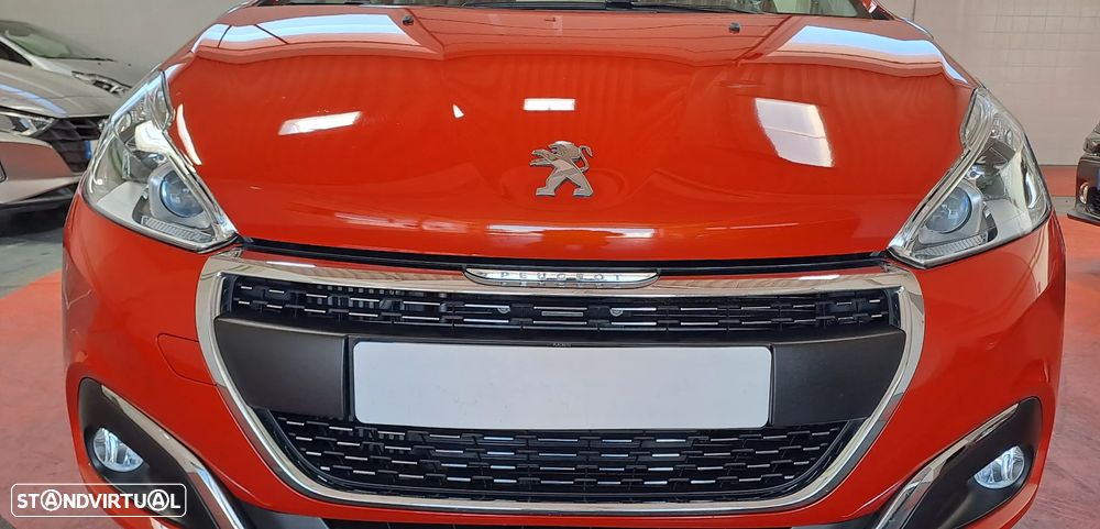 Peugeot 208 1.2 PureTech Allure - 24