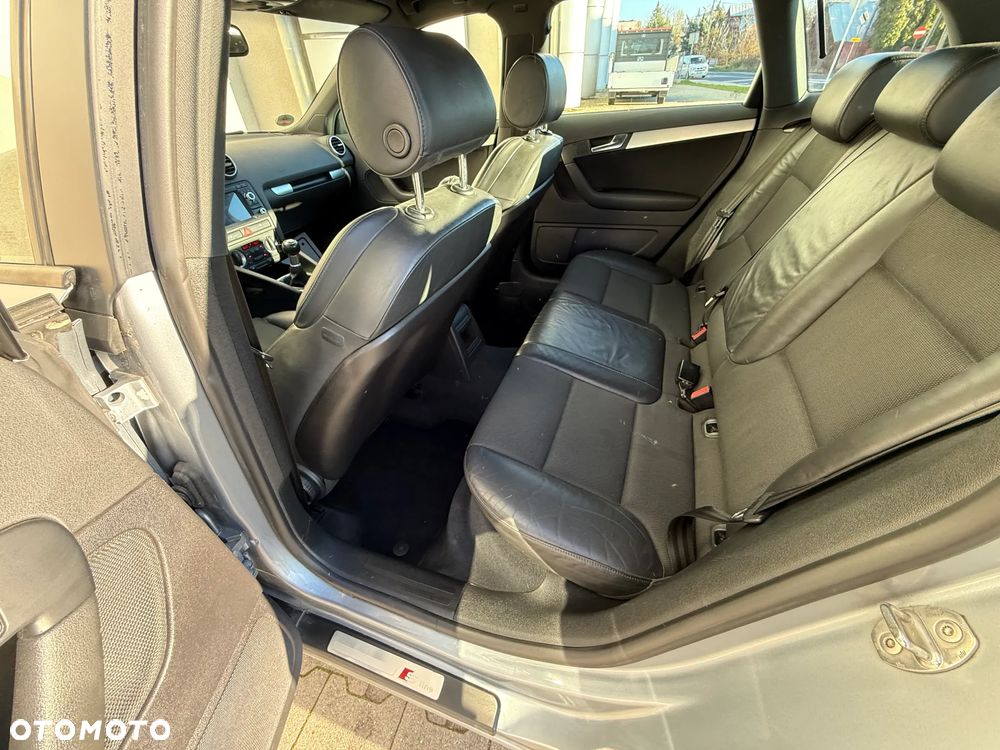 Audi A3 Sportback 2.0 TDI DPF S line Sportpaket (plus) - 16