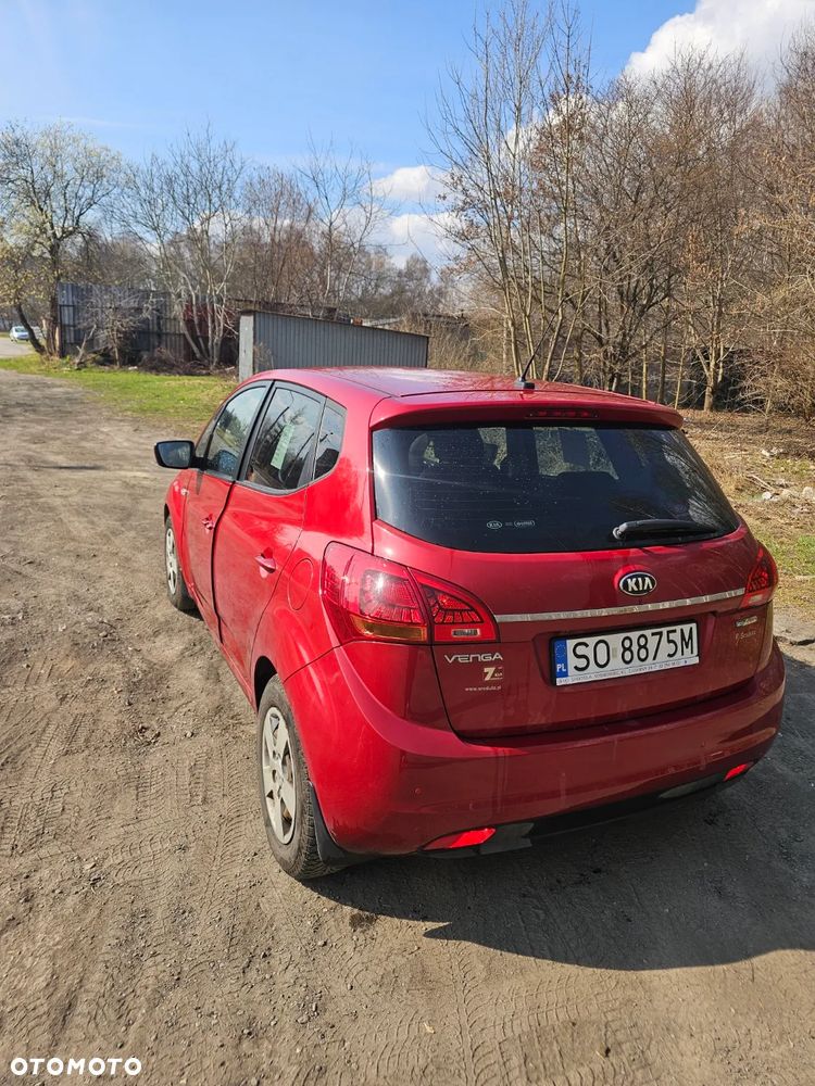 Kia Venga 1.6 Business Line - 2