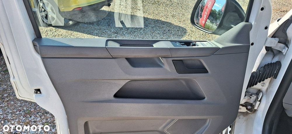 Volkswagen Transporter - 10