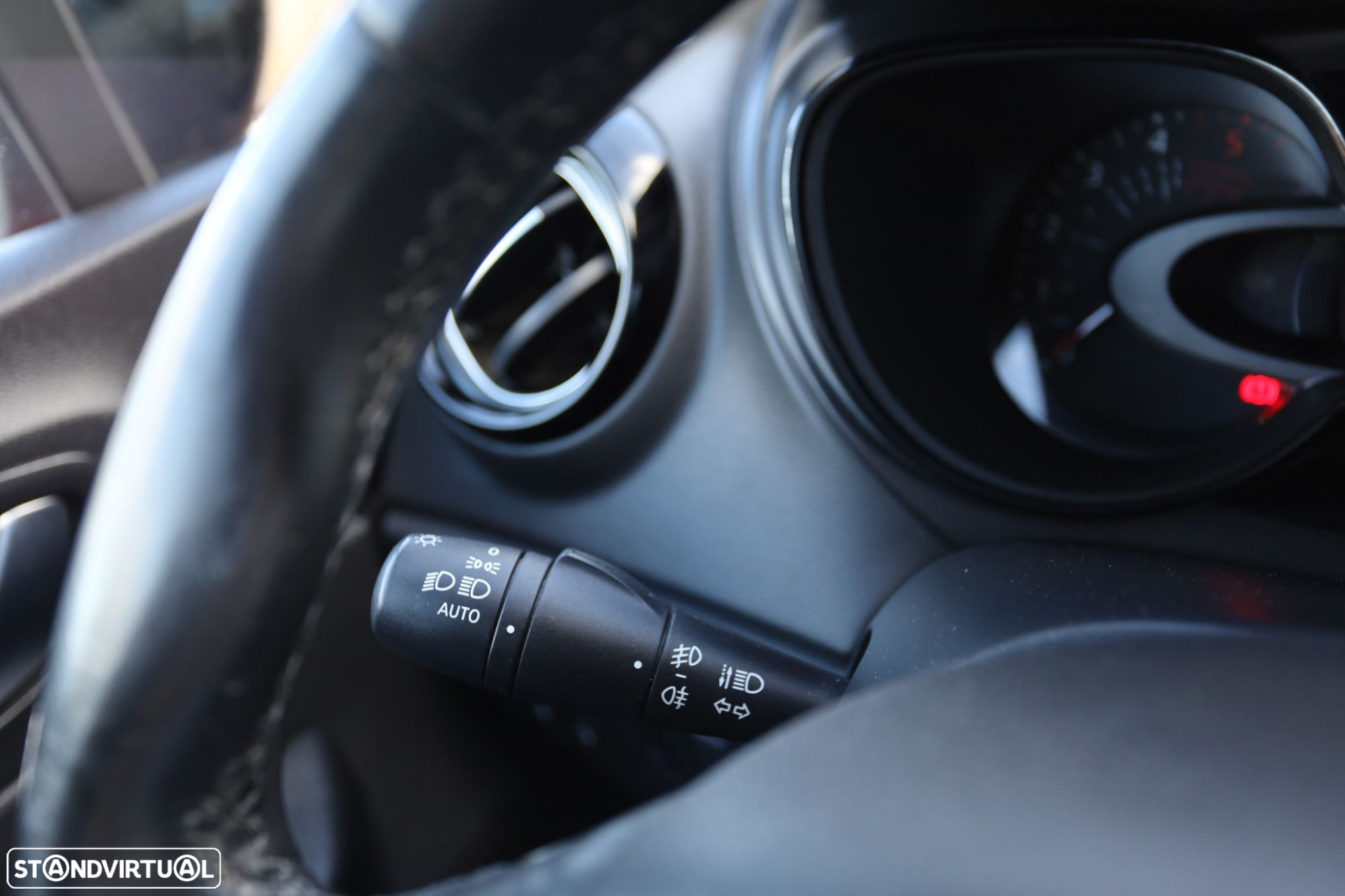 Renault Captur 1.5 dCi Exclusive - 14