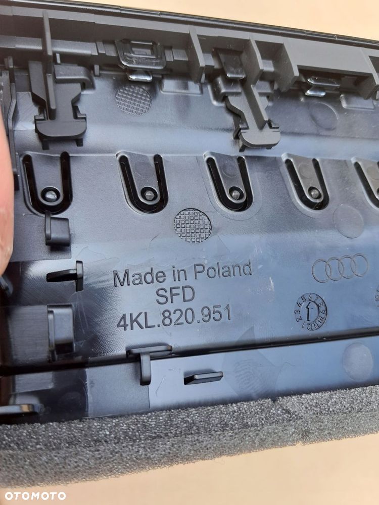audi e-tron 55 kratka nawiewu środkowa 4kl820951 - 2