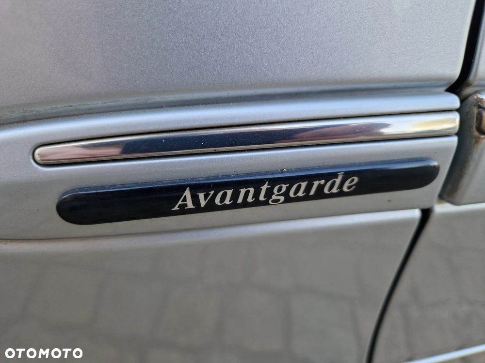 Mercedes-Benz Klasa E 220 CDI Automatik Avantgarde - 21
