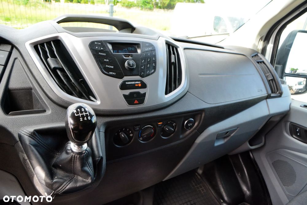 Ford Transit - 13