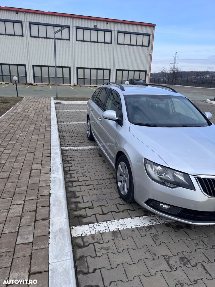 Skoda Superb 1.6 TDI GreenLine - 3