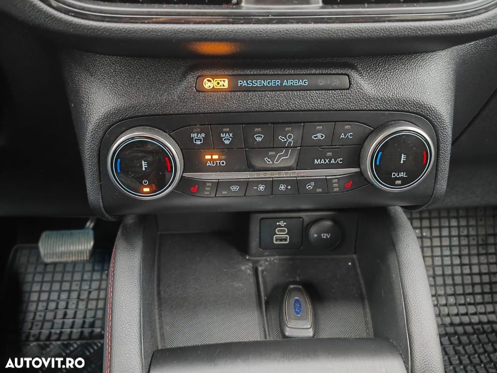 Ford Kuga 2.5 Duratec PHEV ST Line X - 12