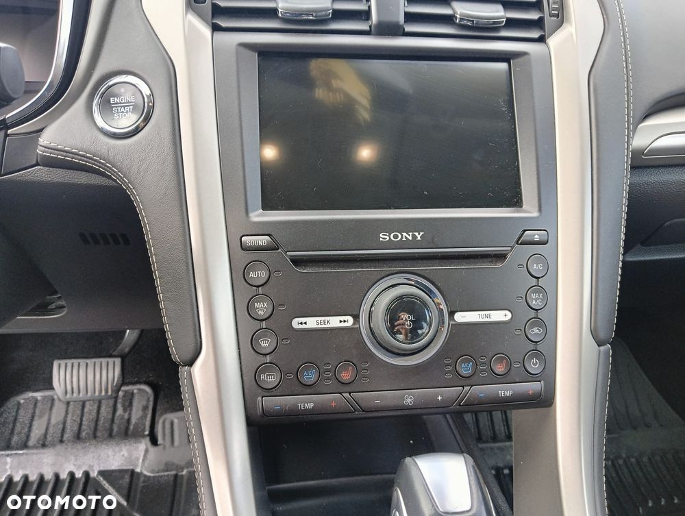 Ford Mondeo 2.0 Hybrid Vignale Plus - 14