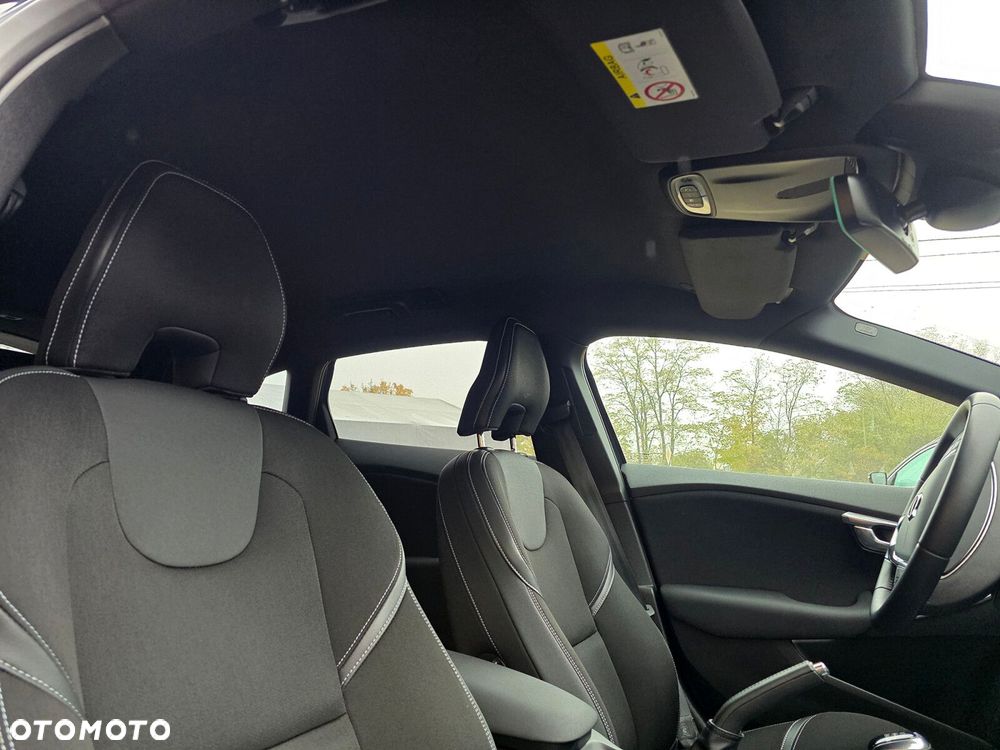 Volvo V40 - 15