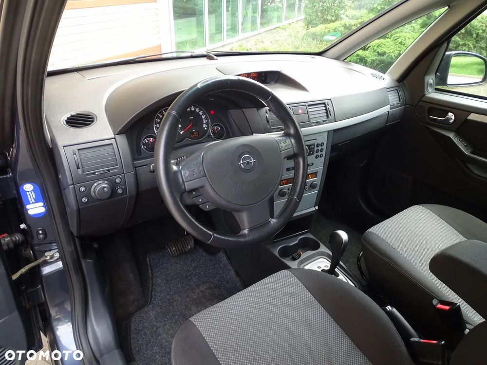 Opel Meriva 1.6 Cosmo MTA - 14