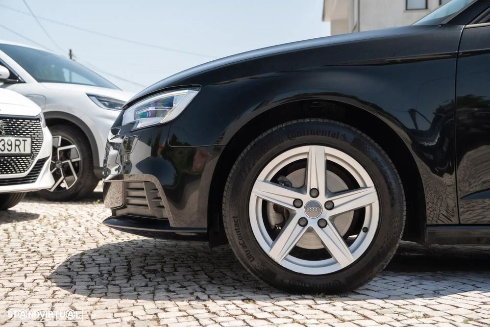 Audi A3 Sportback 1.6 TDI Design - 13