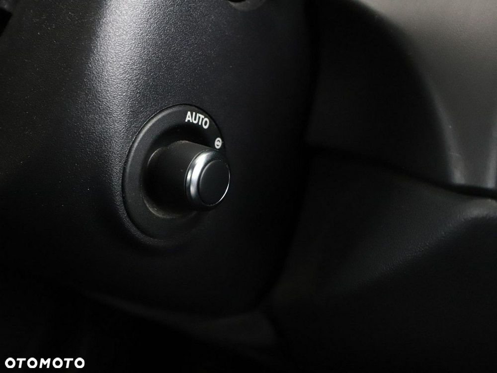 Jaguar XF 20d AWD R-Sport - 36