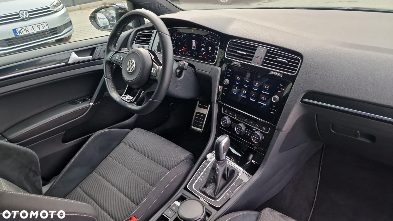 Volkswagen Golf VII 2.0 TSI BMT 4Mot R DSG - 25