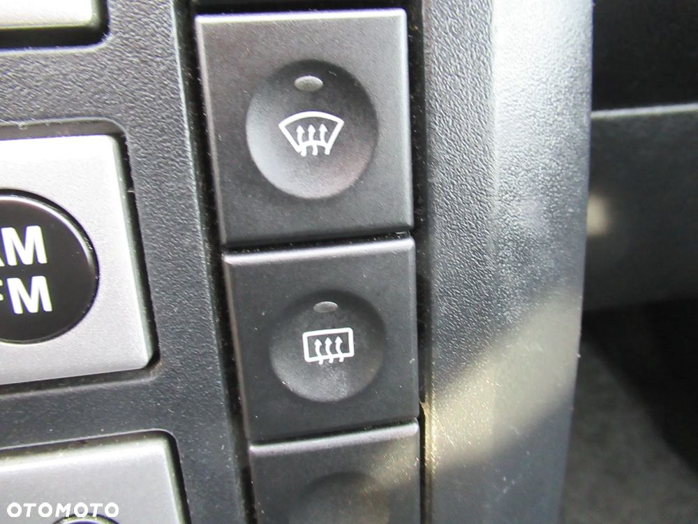 Ford Fiesta 1.4 Ghia - 30