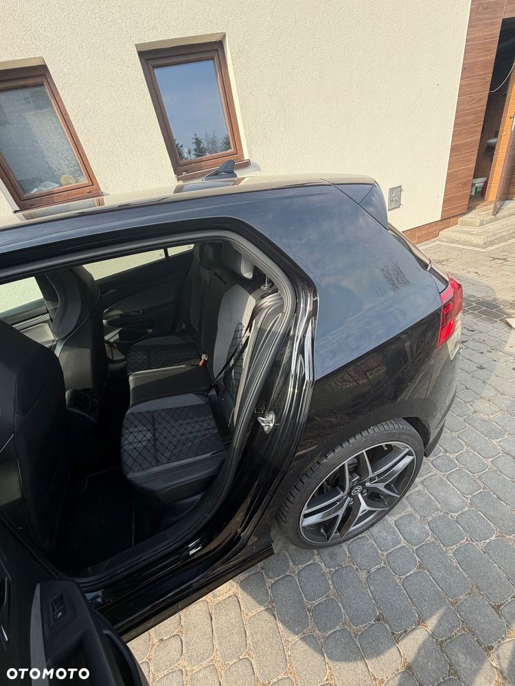 Volkswagen Golf 2.0 TDI R-Line DSG - 14