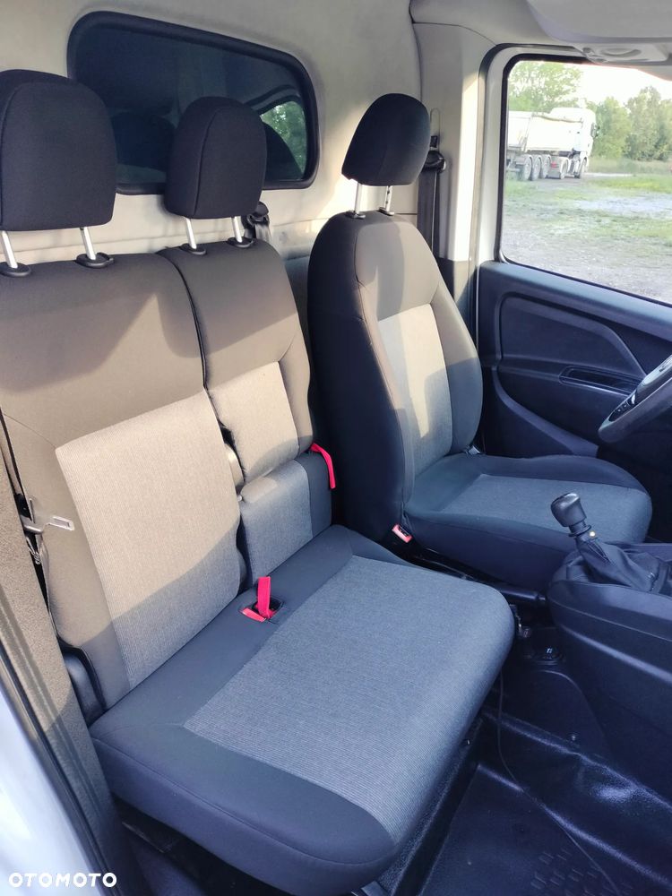 Fiat DOBLO - 13