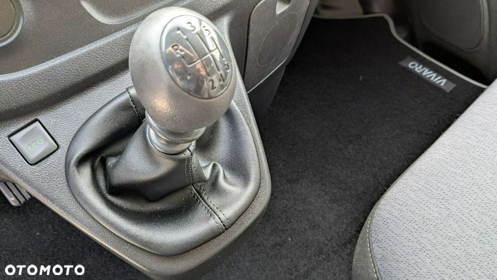 Opel Vivaro - 20