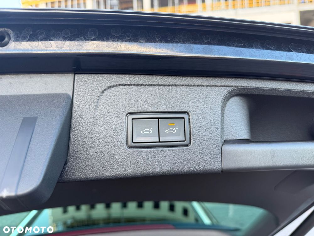 Volkswagen Passat - 22
