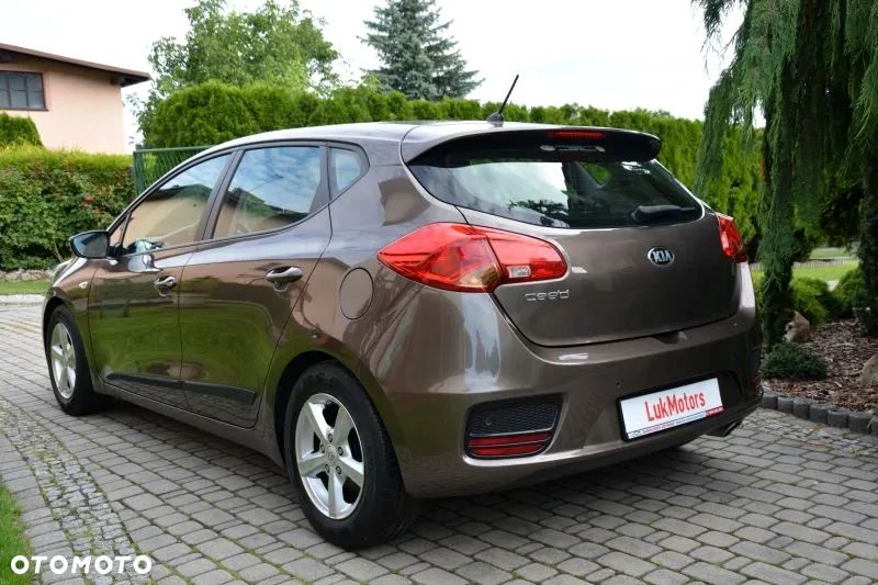 Kia Ceed Cee'd 1.4 L - 2