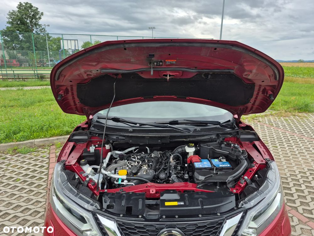 Nissan Qashqai 1.3 DIG-T DCT TEKNA - 29