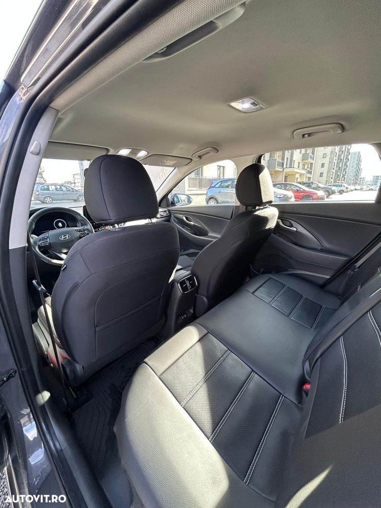 Hyundai i30 1.5 T-GDI 140CP 7DCT MHEV Highway - 10