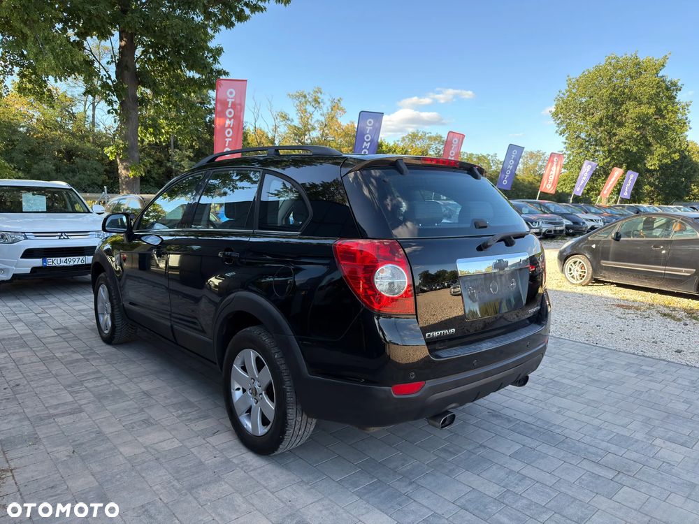 Chevrolet Captiva 2.4 4WD 7 Sitzer LT - 12