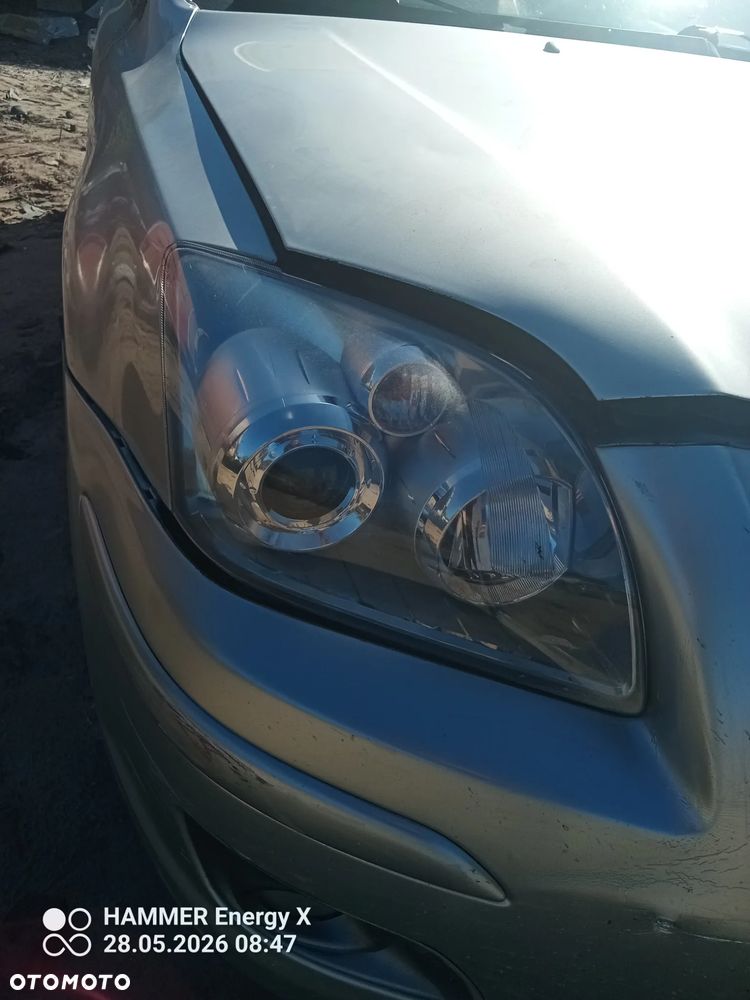 TOYOTA AVENSIS 2,0 D  na części - 19
