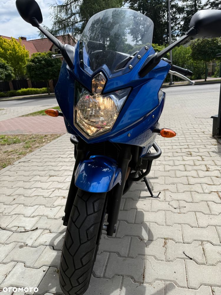 Yamaha XJ - 6