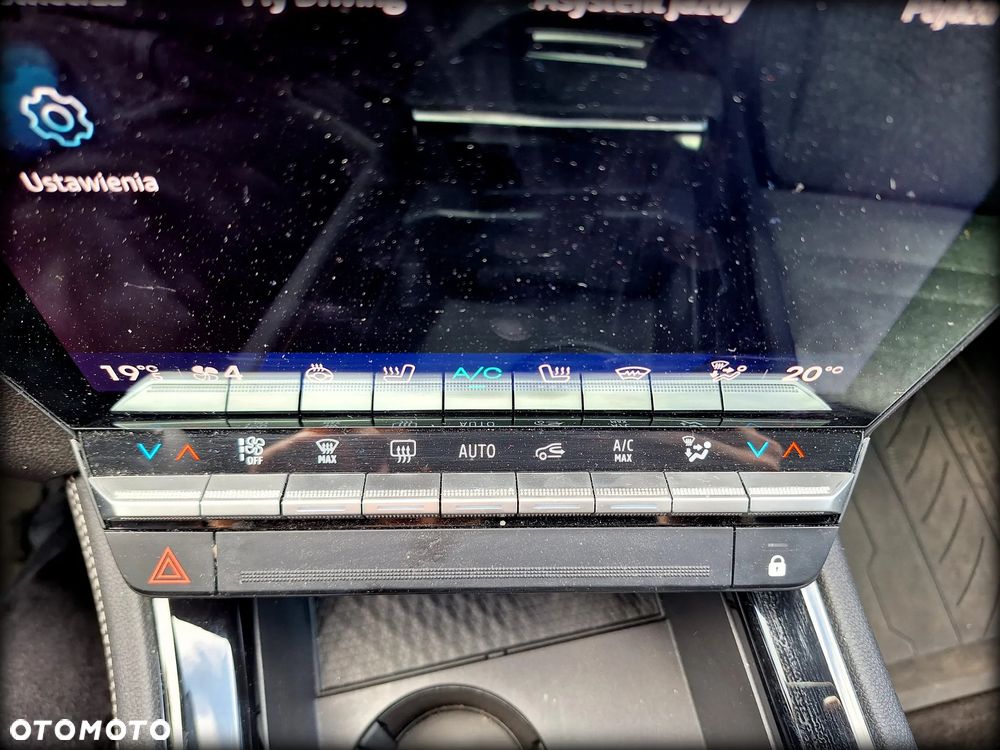 Renault Austral 1.3 TCe mHEV Techno - 26
