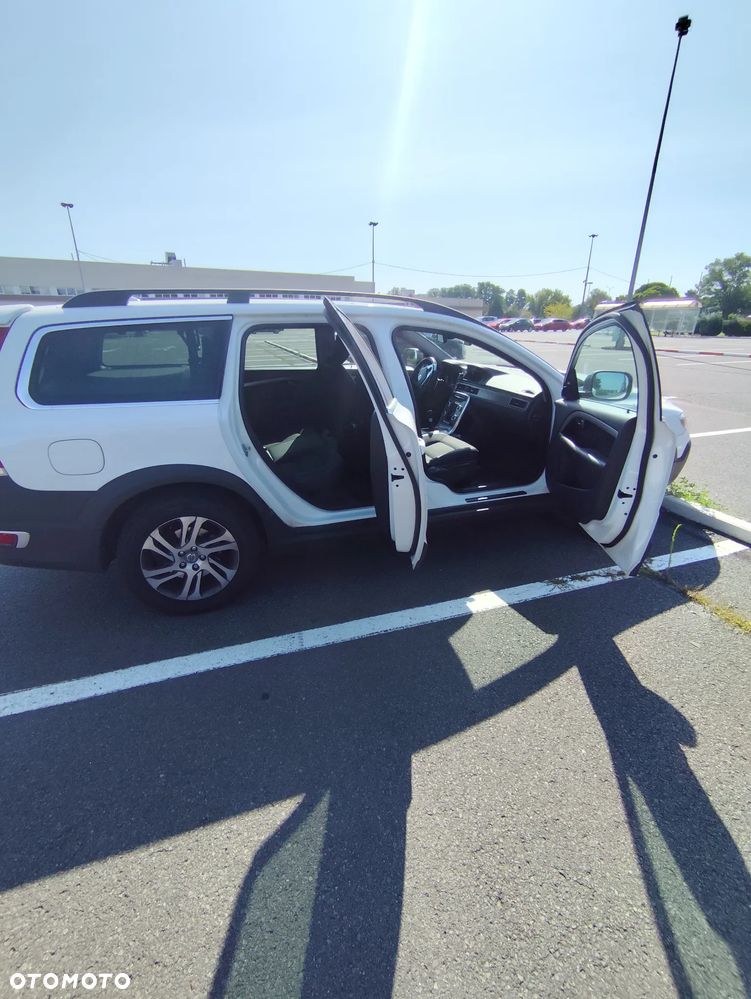 Volvo XC 70 D4 AWD Momentum - 30