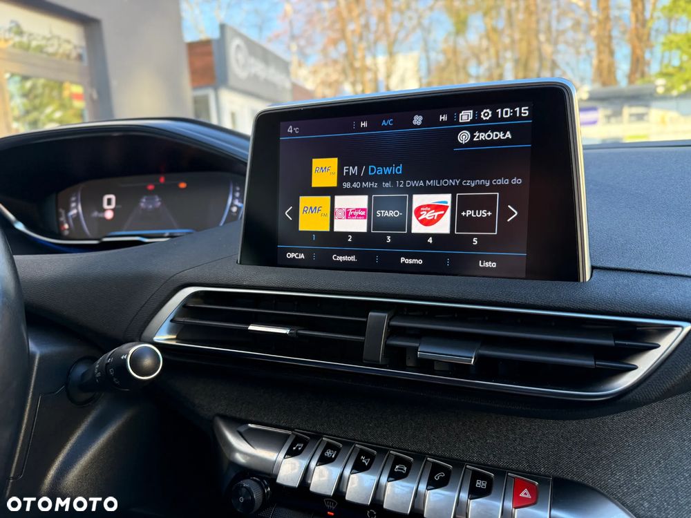 Peugeot 3008 PureTech 130 Stop & Start GPF Allure Business-Paket - 39