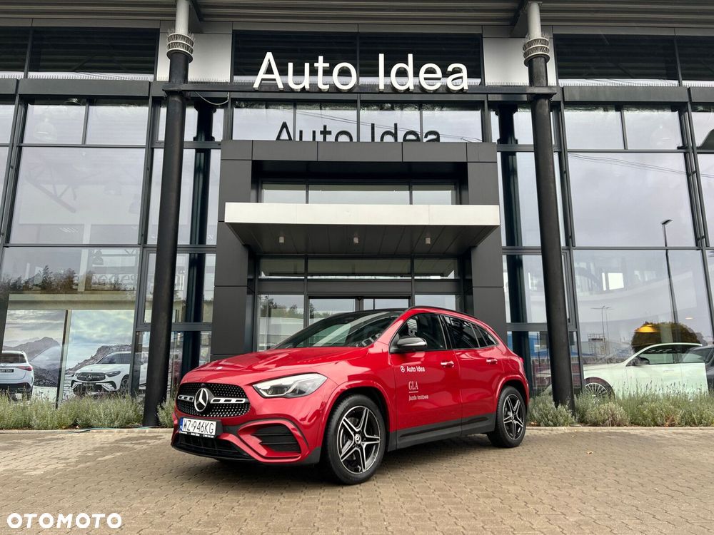 Mercedes-Benz GLA - 1